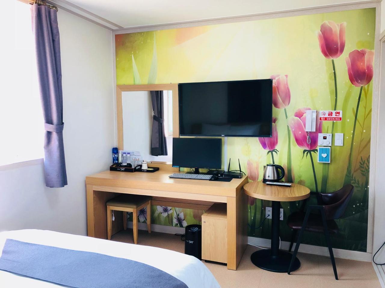 Joy Near Camp Humphres Hotel Pyeongtaek
